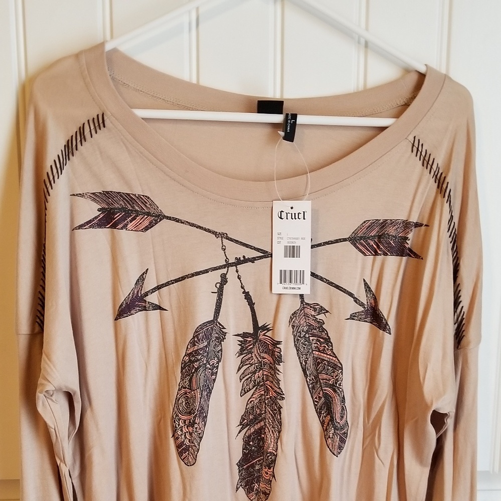 Nwt Cruel brand long sleeve tee, Large, tan